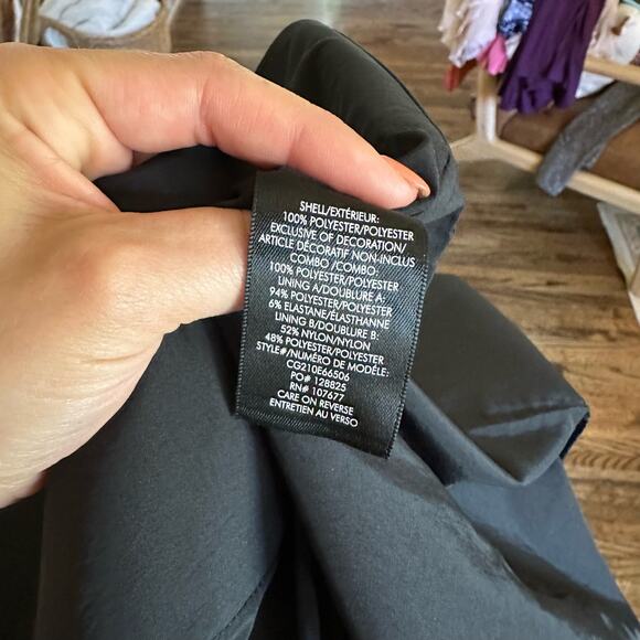 NWT Alicia and Olivia Jewel Embellished Textured Pleated Gown Black - Picture 12 of 12